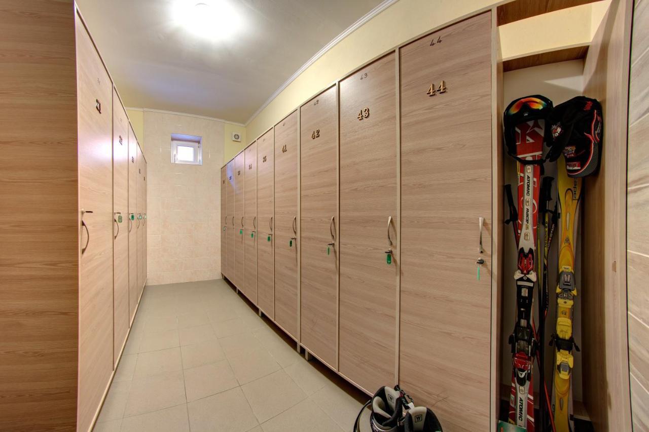 בוקובל Hotel Gutsulia מראה חיצוני תמונה